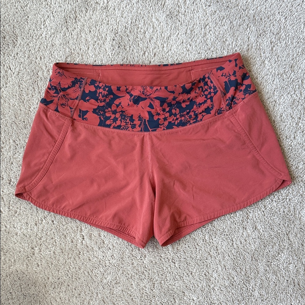 Lululemon Athletica Coral Floral Waistband Shorts (Like New)